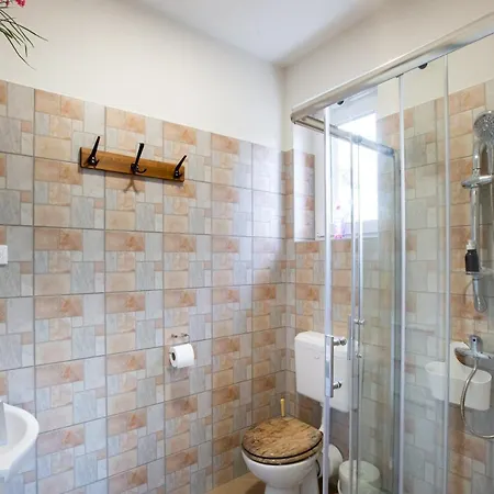 Marven 巴拉腾肯尼斯